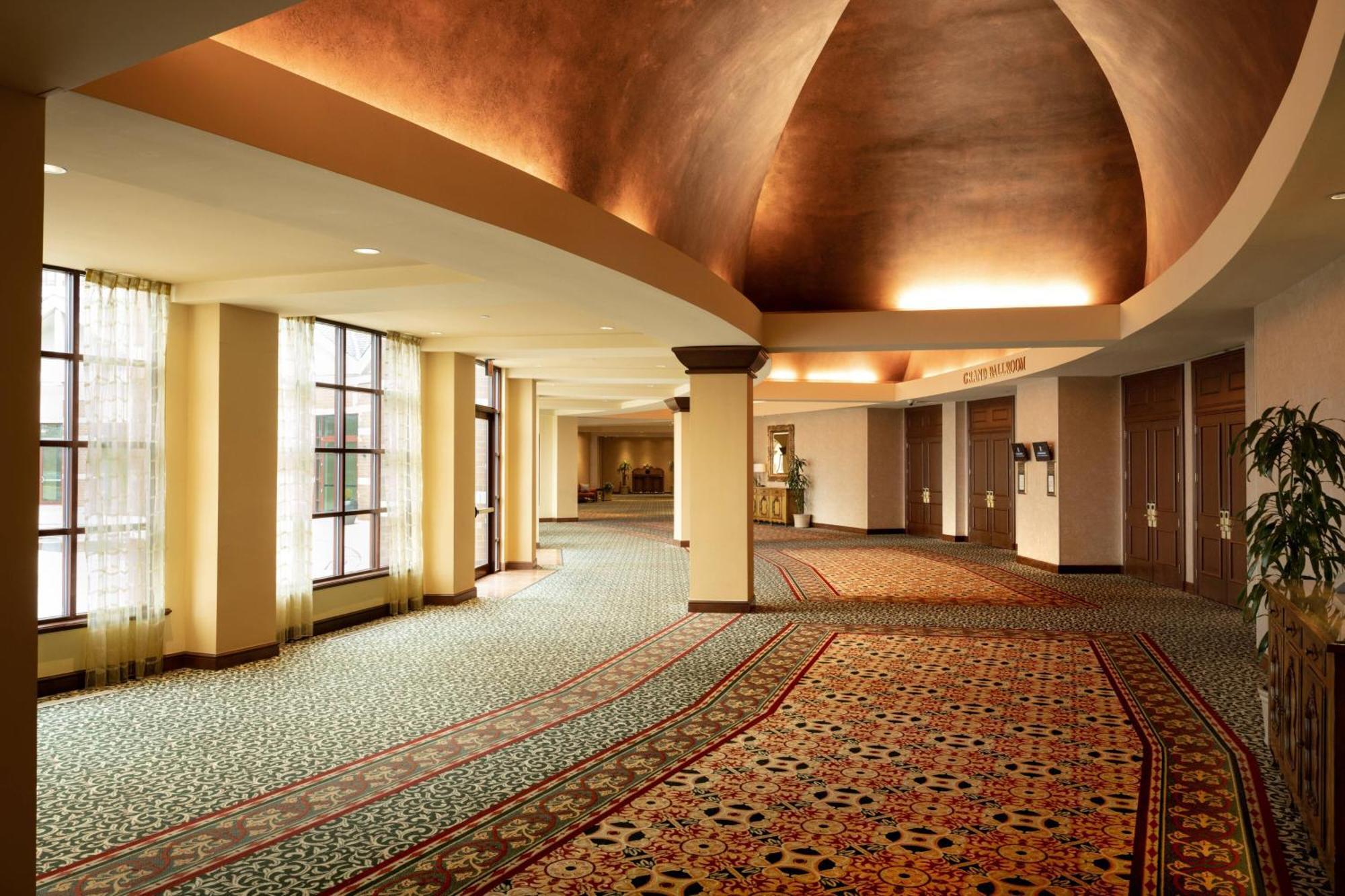 Renaissance Tulsa Hotel & Convention Center Eksteriør bilde